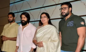 Yash-Sumalatha-Darshan-DH-1553600402