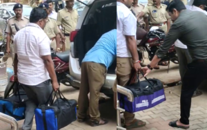 Lok-Sabha-Election-Rs-18-crore-of-cash-was-seized-from-a-house-in-Dharwad-money-sent-to-SBI-Bank