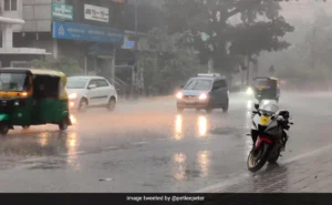 65jujpgo_bengaluru-rain-twitter_625x300_01_May_23