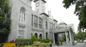 ಬಗೆದಷ್ಟು ಬಯಲಾಗುತ್ತಿದೆ ಬಿಬಿಎಂಪಿಯ ಕರ್ಮಕಾಂಡ!! ಇ ಖಾತಾ ಹೆಸರಿನಲ್ಲಿ ತೊಂದರೆ ಕೊಡುತ್ತಿದ್ದ ಅಧಿಕಾರಿಗಳಿಗೆ ವಾರ್ನಿಂಗ್