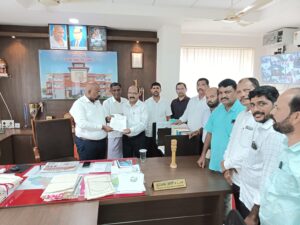 'ಬಂಟ ಯಾನೆ ನಾಡವ' ಎರಡೂ ಒಂದೇ ಜಾತಿ ಎಂಬ ವಾಸ್ತವ ಪರಿಗಣಿಸಿ, ವಿದ್ಯಾರ್ಥಿಗಳಿಗೆ ಜಾತಿ ಪ್ರಮಾಣ ಪತ್ರವನ್ನು ನೀಡುವಂತೆ, 'ತಹಶೀಲ್ದಾರ್'ಗೆ ಮನವಿ.. IMG-20240628-WA0007