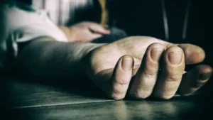 ಹಸುಗಳ ಕಾದಾಟಕ್ಕೆ ಬಲಿಯಾಗಿದ್ದು ಯುವಕ! death-2024-06-23t143951.782