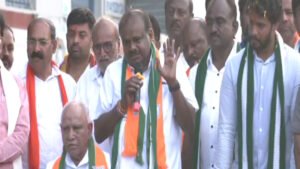 ನಿಮ್ಮ ಹಗರಣಗಳನ್ನು ಪ್ಯಾನ್ ಇಂಡಿಯಾ ಸಿನಿಮಾ ಮಾಡಬಹುದು; ಕುಮಾರಸ್ವಾಮಿ ವಾಗ್ದಾಳಿ H.D-Kumaraswamy