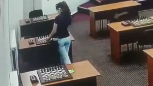 ಎದುರಾಳಿಗೆ ವಿಷ ಹಾಕಿ ಹತ್ಯೆ ಸಂಚು ರೂಪಿಸಿದ್ದ ಆಟಗಾರ್ತಿ ಅರೆಸ್ಟ್! chess