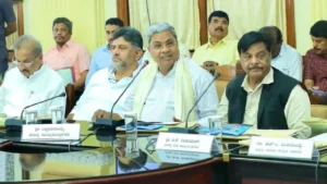 ಪ್ರಾಸಿಕ್ಯೂಷನ್ ಗೆ ಅನುಮತಿ ನೀಡಿದ ರಾಜ್ಯಪಾಲರು; ಸಿಎಂ ಮುಂದಿನ ನಡೆ ಏನು? cm-siddaramaiah-khadak-instructs-to-vacate-encroachment-on-rajkaluve-in-bangalore