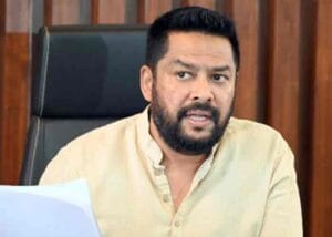 ಬೀಸೋ ದೊಣ್ಣೆಯಿಂದ ತಪ್ಬಿಸಿಕೊಂಡ ಬಿ. ನಾಗೇಂದ್ರ!