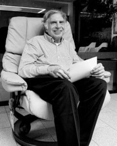 ಬ್ರಹ್ಮಚಾರಿ ಆಗಿಯೇ ರತನ್ ಟಾಟಾ ಉಳಿದಿದ್ದೇಕೆ? ಬ್ರಹ್ಮಚಾರಿ ಆಗಿಯೇ ರತನ್ ಟಾಟಾ ಉಳಿದಿದ್ದೇಕೆ?