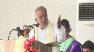 ಸರ್ಕಾರ ಉರುಳಿಸೋ ಹುನ್ನಾರ ಬಿಟ್ಟು, ಕೇಂದ್ರದಿಂದ ಅನುದಾನ ತನ್ನಿ; ಕುಮಾರಸ್ವಾಮಿ ವಿರುದ್ಧವೇ ಜಿಟಿಡಿ ಗುಡುಗು! MUDA-Scam-GT-Devegowda-Hits-back-at-HD-Kumaraswamys-Calls-For-Siddaramaiahs-Resignation-Mysuru-Dasara-