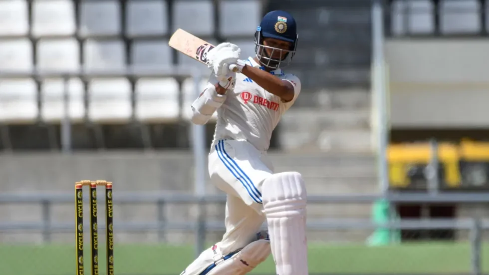 ಟೆಸ್ಟ್ ಶ್ರೇಯಾಂಕ ಪ್ರಕಟ; ಭಾರತೀಯರಿಗೆ ಹಿನ್ನಡೆ