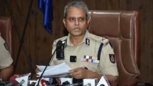 ಡ್ರಗ್ಸ್ ವಿರುದ್ಧ ಸಮರ; 64 ಜನ ಅರೆಸ್ಟ್ b-dayananda (1)