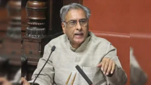 ಹೋರಾಟಕ್ಕೆ ಮುಂದಾದ ಬಿಜೆಪಿ; ಕಿವಿ ಮಾತು ಹೇಳಿದ ಹೊರಟ್ಟಿ basavaraj-horatti-80768323