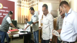 belagavi-hospital-Lokayukta-raid-the-warehouse