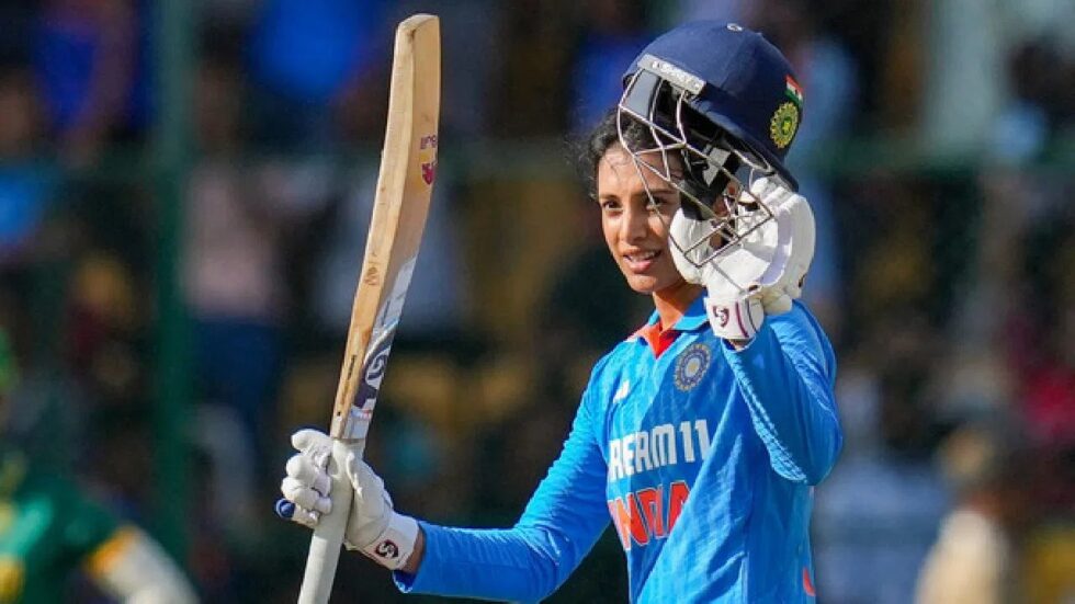 ಮತ್ತೊಂದು ಐತಿಹಾಸಿಕ ದಾಖಲೆ ಬರೆದ ಸ್ಮೃತಿ ಮಂಧಾನ