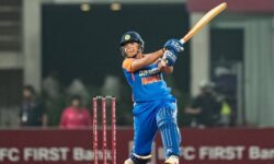 ವೆಸ್ಟ್ ಇಂಡೀಸ್ ವಿರುದ್ಧ ಭರ್ಜರಿ ಬ್ಯಾಟಿಂಗ್ ನಡೆಸಿದ ಭಾರತ ತಂಡ