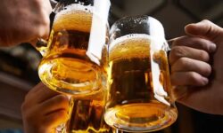 ಈ ವರ್ಷ ಮದ್ಯ ಮಾರಾಟದಲ್ಲಿ ದಾಖಲೆ ಬರೆದ ರಾಜ್ಯ!