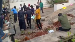 ಅಲ್ಲು ಅರ್ಜುನ್ ಮನೆಯ ಮೇಲೆ ಕಲ್ಲು ತೂರಾಟ allu-arjun-house