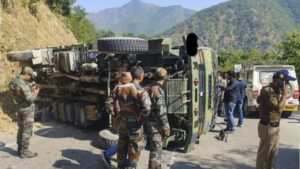 ಕಣಿವೆಗೆ ಬಿದ್ದ ಸೇನೆಯ ಮತ್ತೊಂದು ವಾಹನ: ಇಬ್ಬರು ಹುತಾತ್ಮ