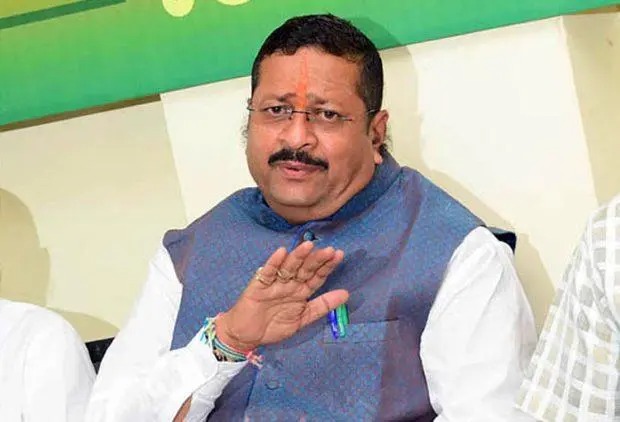 ಸಂವಿಧಾನ ಬರೆದಿದ್ದು ಅಂಬೇಡ್ಕರ್: ಜಾತಿ ಬಿಟ್ಟು ಒಂದಾಗಿ ಬಾಳಿ