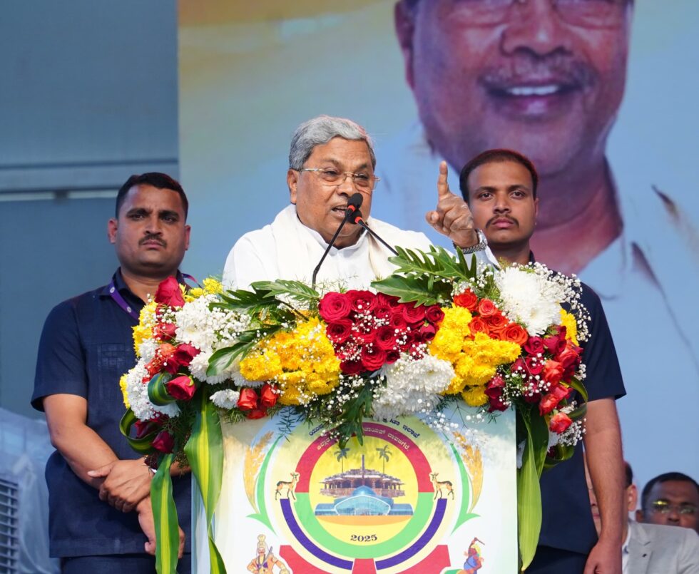 ಯುವ ಜನತೆ ಸಮಾಜಮುಖಿಯಾಗಿ ಬೆಳೆದಾಗ ದೇಶದ ಆಸ್ತಿ ಆಗುತ್ತಾರೆ: ಸಿ.ಎಂ.ಸಿದ್ದರಾಮಯ್ಯ