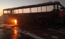 ಪಾಕ್ ಸೈನಿಕರಿದ್ದ ಬಸ್ ಮೇಲೆ ಬಾಂಬ್ ದಾಳಿ!!