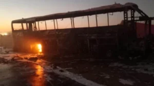 ಪಾಕ್ ಸೈನಿಕರಿದ್ದ ಬಸ್ ಮೇಲೆ ಬಾಂಬ್ ದಾಳಿ!!